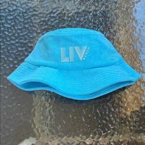 Fontainebleau Tiffany, blue bucket hat